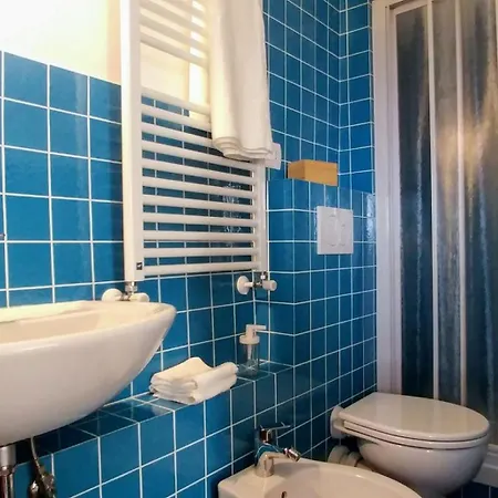 Rifugio Cinque Terre * Biassa