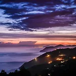Rifugio Cinque Terre בית חווה *
