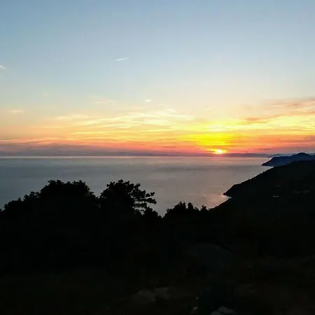 Feriegård Rifugio Cinque Terre Biassa