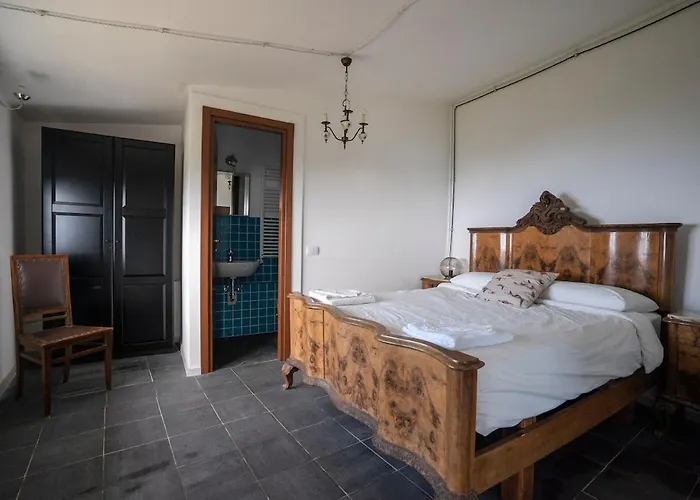 Rifugio Cinque Terre Lantgård *