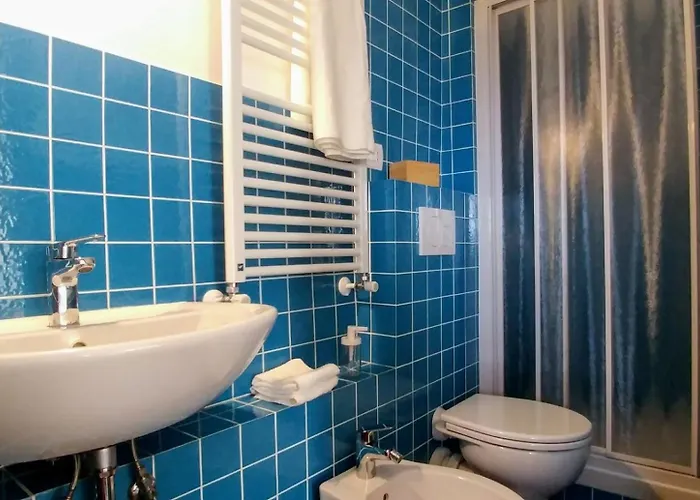 Rifugio Cinque Terre * Biassa